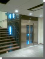 foto inbouw lift en trap in bestaande winkel te Veendam